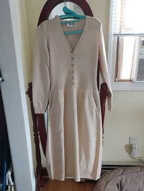 St John By Marie Gray  Beige Long Knit Dress M